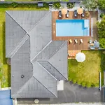 Jolie Avec Piscine Classee 4 Etoiles *