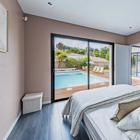 Jolie Avec Piscine Classee 4 Etoiles Willa Mios