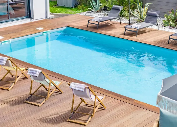 Jolie Avec Piscine Classée 4 étoiles Villa *