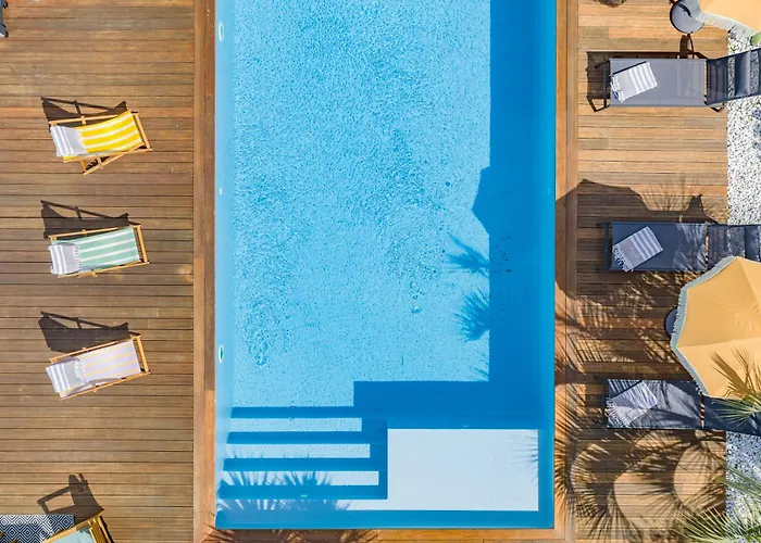 Jolie Avec Piscine Classée 4 étoiles Villa *